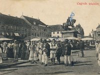 Trg bana Jelačića oko 1905. godine, tržnica